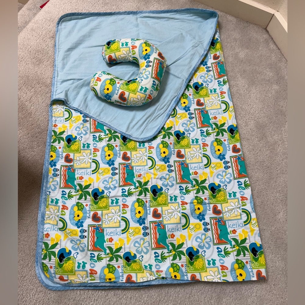 Toddler blanket & neck pillow, Aloha print